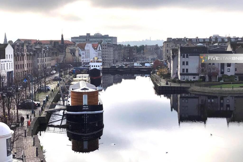 Waterfront Living In Leith With Free Parking! Appartement Edinburgh Buitenkant foto